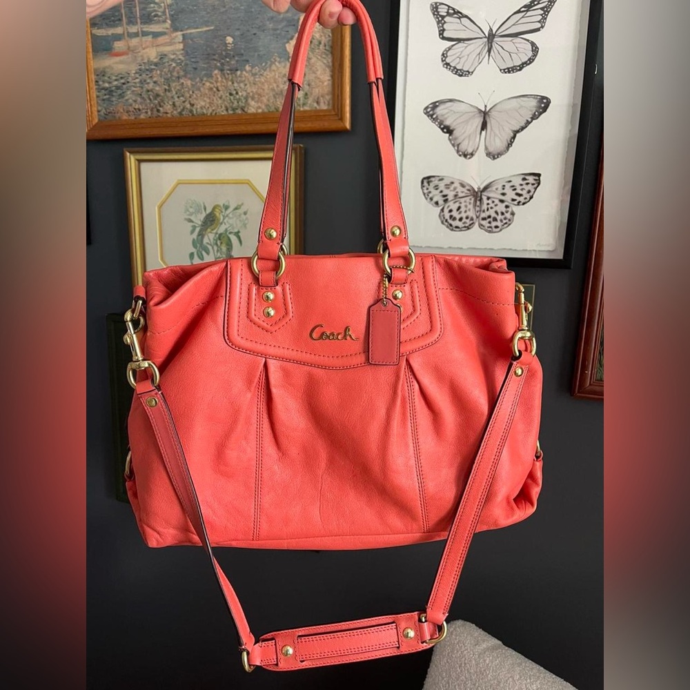 Coach Coral Vintage Leather Bag